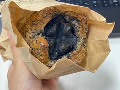 黑芝麻炸弹-熊叔熊婶面包房(团结湖店)