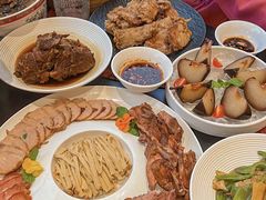 -红东阁东北菜烤肉酒馆(CROSS万象汇店)
