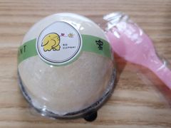 -蜜蜂小象·榴莲千层蛋糕(时代汇11栋店)