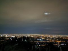 -鬼笑石后山停车场