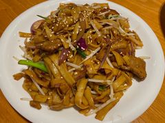 干炒牛河-頂好酒家·经典粤菜(海信广场店)