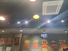 门面-范贤光鸡公煲(平乐园总店)