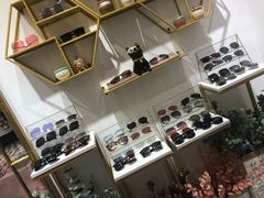 -肆兮眼镜·蔡司·徕卡战略合作店(大坪店)