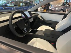 -TESLA 特斯拉(上海太古汇体验店)