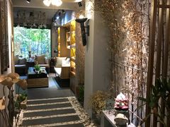 -泰·菩提树下[泰式按摩x精油SPAx肩颈头疗](新景店)