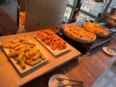 -湖景知味西餐厅•自助餐• 轻食(南京金茂威斯汀大酒店)