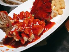 松鼠桂鱼-吴越荣记苏州菜·松鼠桂鱼 100% 活鱼现做(月光码头店)