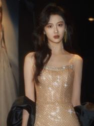 -艾米丽婚纱礼服