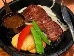 -玛格萝妮比萨屋(四平店)