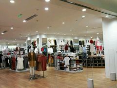 -优衣库(昆明爱琴海购物公园店)