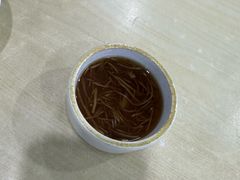 -莱莱小笼·乔艾