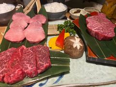上等牛舌-炼火烤肉店