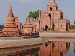 -一寨两国风景区