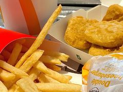 -麦当劳(世界城广场店)