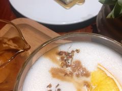 燕麦桂花拿铁-BLAQ咖啡(骏豪店)