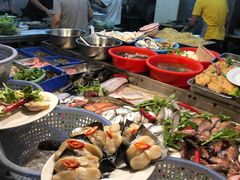 自助取餐区-老三鱼仔店