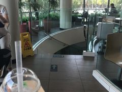 -麦当劳(展览路店)