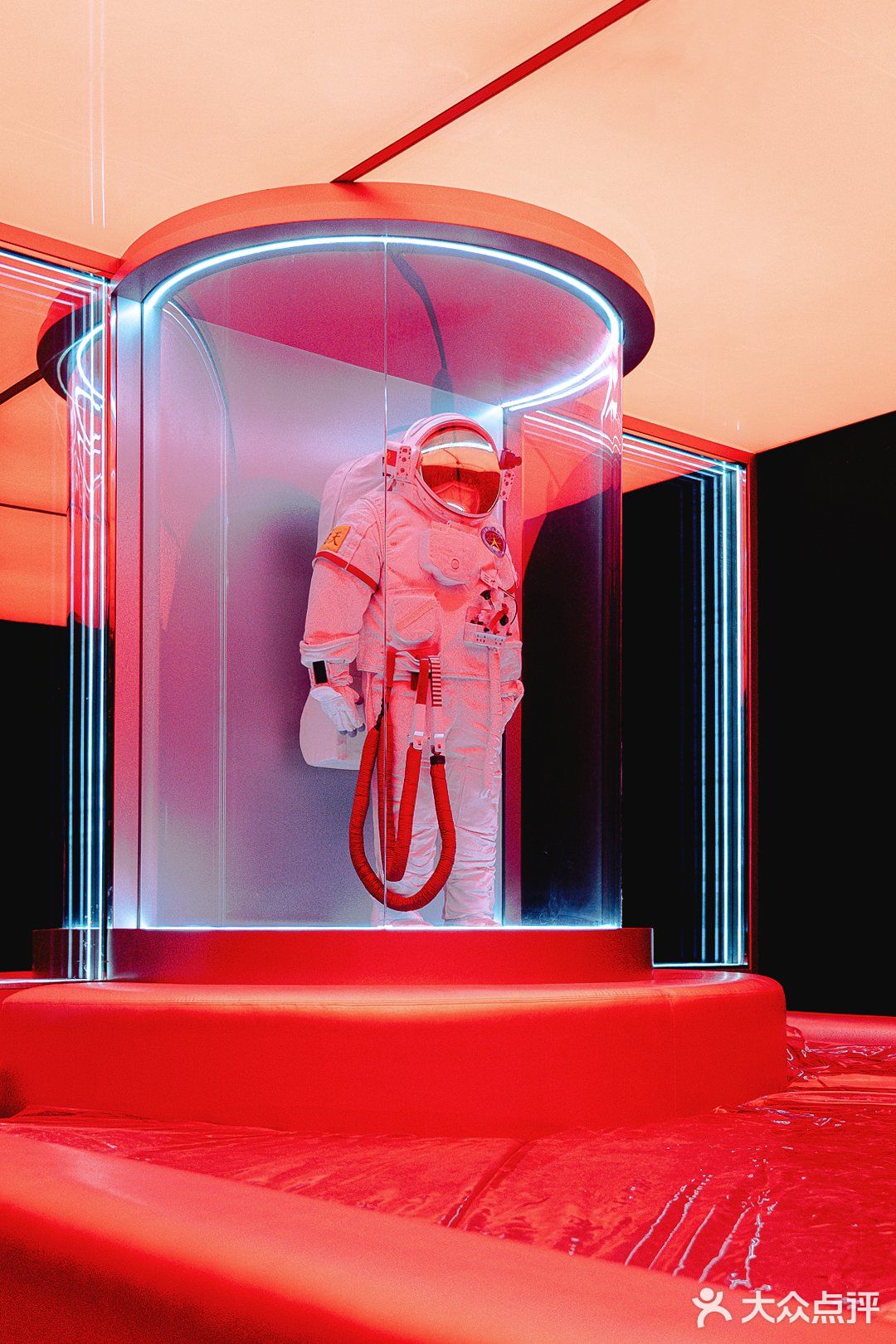 深圳新展「漫无边界」✨•带你去火星看地球🌎