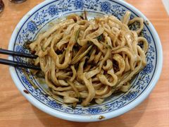 老北京炸酱面-门框胡同百年卤煮(鸟巢店)