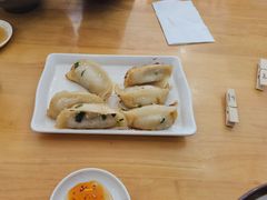-小姜锅贴(凤凰街店)