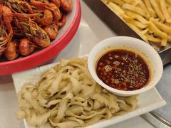 -老东镇啤酒屋海鲜加工·蒸汽海鲜·海鲜烧烤(台东店)