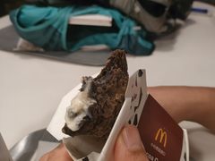 脆脆奶思三角派-麦当劳(一德路店)