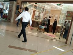 -华夏典当行(龙德广场店)