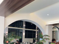 -何适山庄·团餐住宿(水长城P2停车场店)