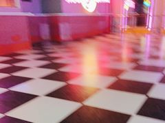 -不可思议减压馆·解压博物馆·摔碗发泄·团建定制