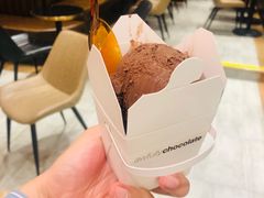 黑冰淇淋-Awfully Chocolate(来福士广场店)