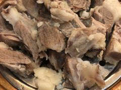 手抓羊肉-大头亮羊汤烩面·河南非遗(良乡总店)