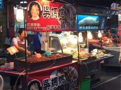 -六合夜市