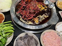 -洞亭火锅(防空洞总店)