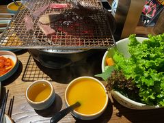 -明洞阿姨·韩式酱蟹烤肉·创意料理(三元桥店)