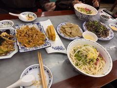 -海碗居老北京炸酱面(增光路店)