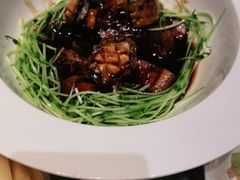 鸽蛋鲍鱼红烧肉-青雅中餐厅(大连金石滩绿发希尔顿度假酒店)