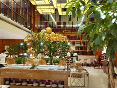-南湖名都·景湖轩全日制餐厅·海鲜自助·东南亚风味·临湖而食