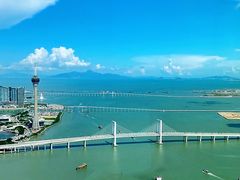 -珠海瑞吉酒店游泳池