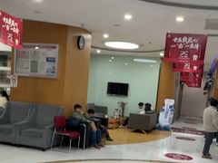 -雅悦齿科(顾村公园店)