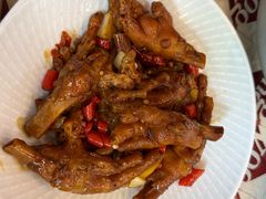 红烧鸡脚-老三样·旧食新味(船山路店)