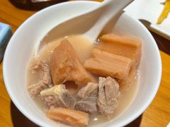 -莲餐厅·湖北菜·潜江小龙虾店(愚园路店)