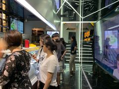 -周黑鸭(深圳南山区海岸城店)