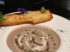 黑松露野生菌菇汤-C&R西班牙餐厅
