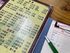 -亨利烧烤(理想山店)