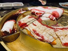 -猪啊牛呀羊啊铜盘烤肉(正大广场店)