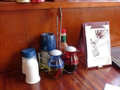 桌上的调味料-BISTROFIORE美伊娜(伊犁南路店)
