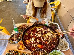 -鸿顺老铁锅美蛙鱼府(解放碑店)