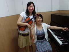 -柏斯音乐艺术中心·钢琴·吉他(上音店)