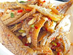 手撕小黄鱼-小城粥道·海胆鲜虾粥(解放广场店)