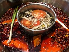 石匠子母锅-憨石匠鲜菜土火锅(昆都店)